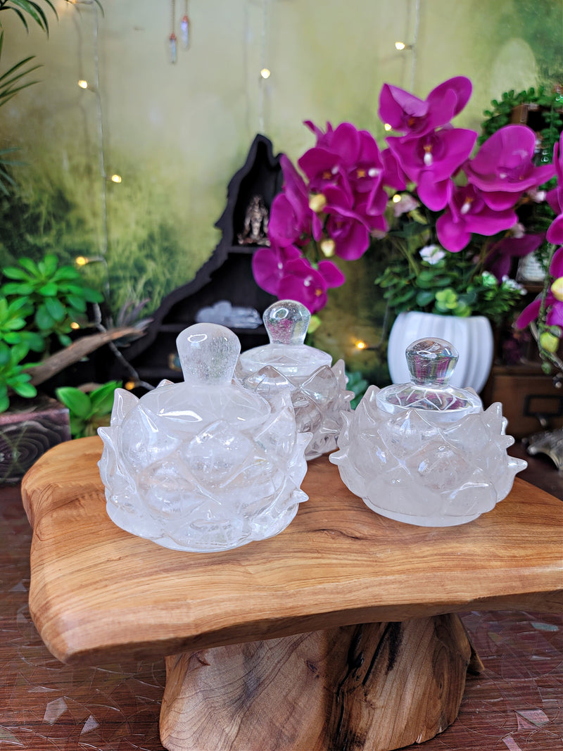 High Grade Clear Quartz Crystal Lotus Bowl/Jar with Lid