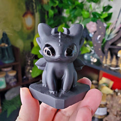 Obsidian BABY Toothless Night Fury Dragon Carving